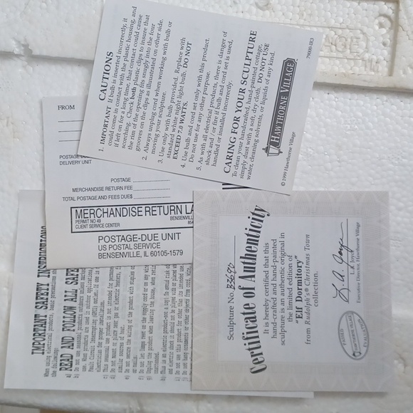 Hawthorne Village Elf Dormitory Rudolph Christmas Town Collection Building House - Picture 13 of 15